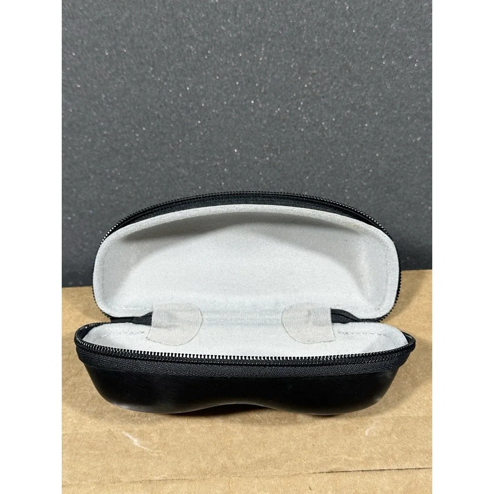 Vogue Semi-Hard Zipper Eyeglass/Sunglass Case Medium-Large Size BLACK Clamshell
